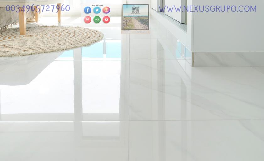 ONROEREND GOED, GRUPO NEXUS, VERKOOPT LUXE HERENHUIS IN LOS BALCONES DE TORREVIEJA in Nexus Grupo