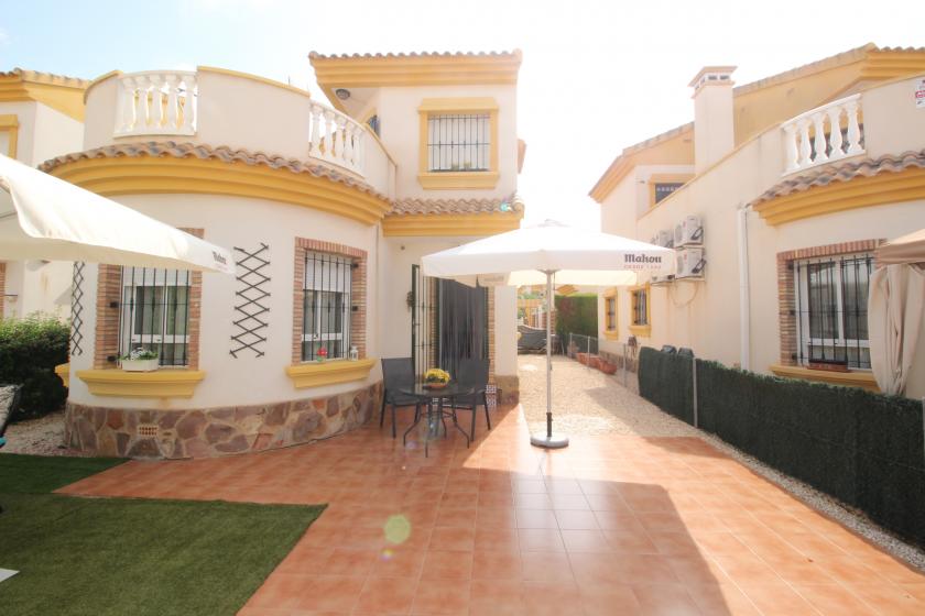 REAL ESTATE, GRUPO NEXUS, RENT VILLA FOR THE WHOLE YEAR, IN EL RASO in Nexus Grupo