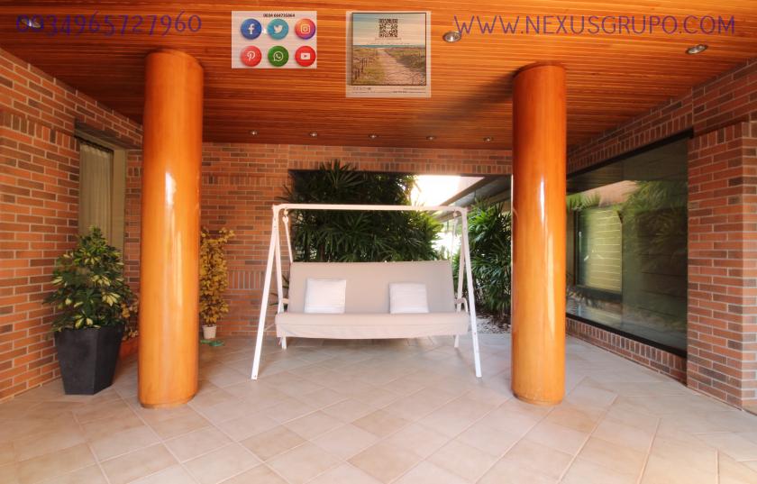 ONROEREND GOED, GRUPO NEXUS, VERKOOPT LUXE VILLA IN MATOLA ELCHE in Nexus Grupo