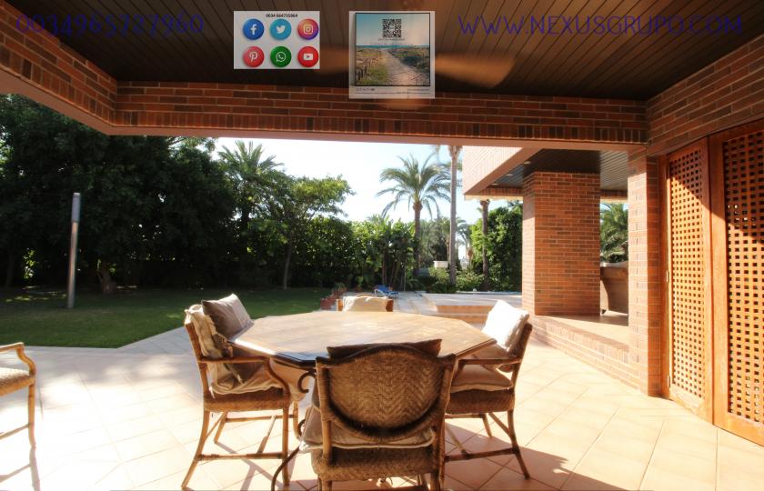 REAL ESTATE, GRUPO NEXUS, SELLS LUXURY VILLA IN MATOLA ELCHE in Nexus Grupo