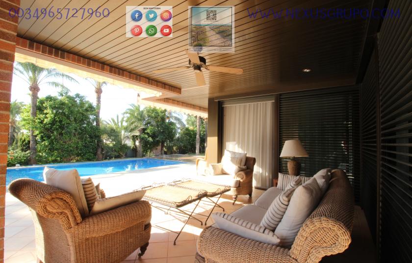 ONROEREND GOED, GRUPO NEXUS, VERKOOPT LUXE VILLA IN MATOLA ELCHE in Nexus Grupo