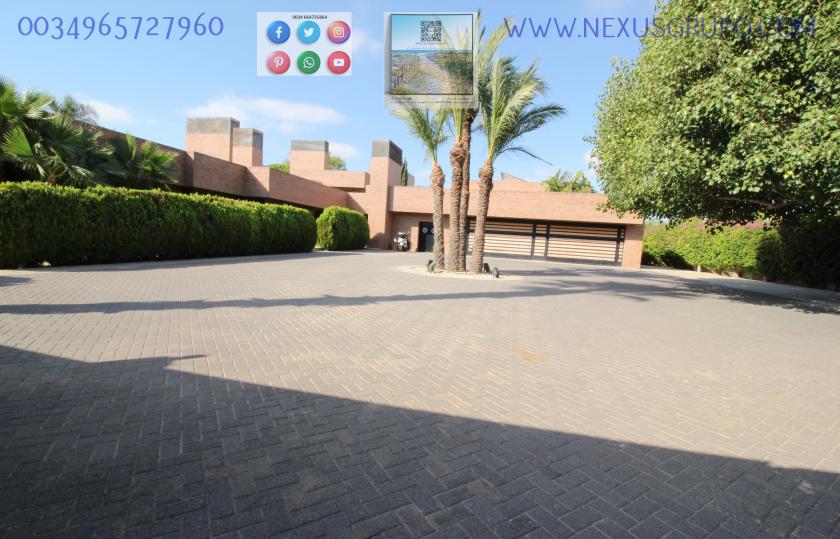 ONROEREND GOED, GRUPO NEXUS, VERKOOPT LUXE VILLA IN MATOLA ELCHE in Nexus Grupo