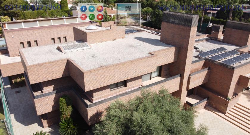 ONROEREND GOED, GRUPO NEXUS, VERKOOPT LUXE VILLA IN MATOLA ELCHE in Nexus Grupo