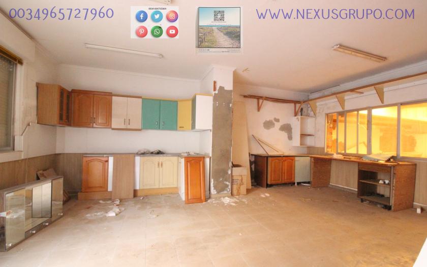 INMOBILIARIA, GRUPO NEXUS, VENDE CASA, PARA RESTAURAR EN LA CALLE SAN EMIGDIO in Nexus Grupo