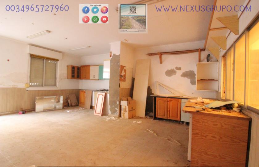 INMOBILIARIA, GRUPO NEXUS, VENDE CASA, PARA RESTAURAR EN LA CALLE SAN EMIGDIO in Nexus Grupo